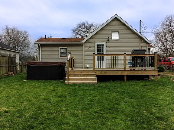 3rd image of 1210 Boyle Rd