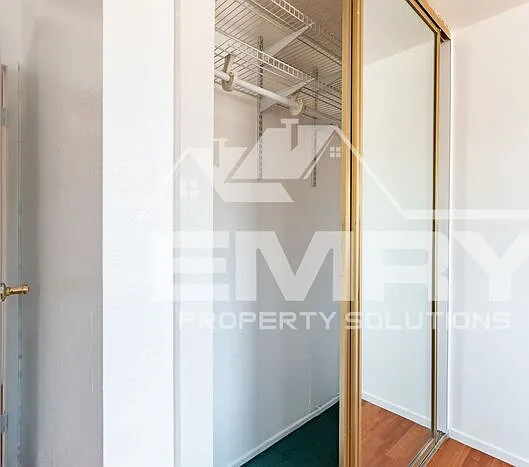9781 Karmont Ave — Photo 30