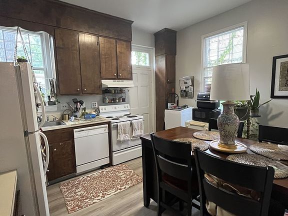 5th image of 338 N Columbus St Unit 1