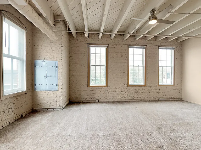 L15 Lofts — Photo 56