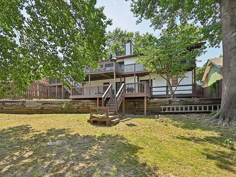 7625 S Richmond Ave E — Photo 63
