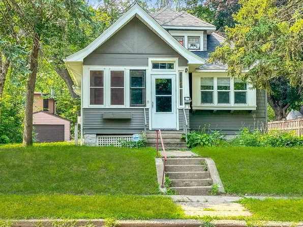 381 Cleveland Ave N, Saint Paul, MN 55104