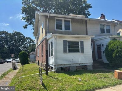 216 Woodlawn Ave, Collingdale, PA, 19023