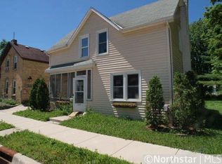 205 N Hickory St, Chaska, MN 55318