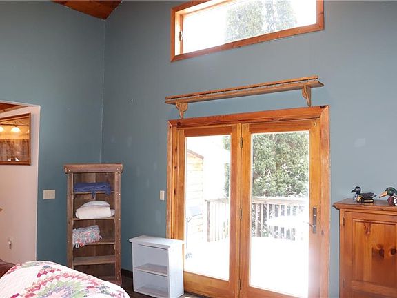 4th image of 10241 Townline Rd