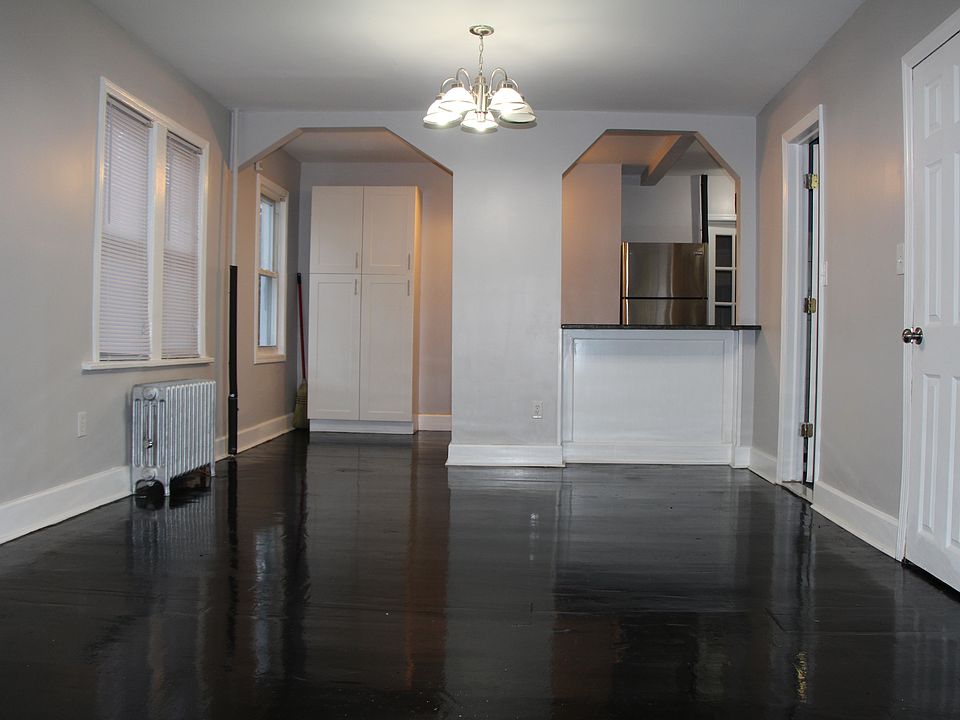 1st image of 416 S. 9th Ave