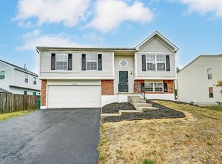 2285 Cannonmills Dr, Grove City, OH 43123