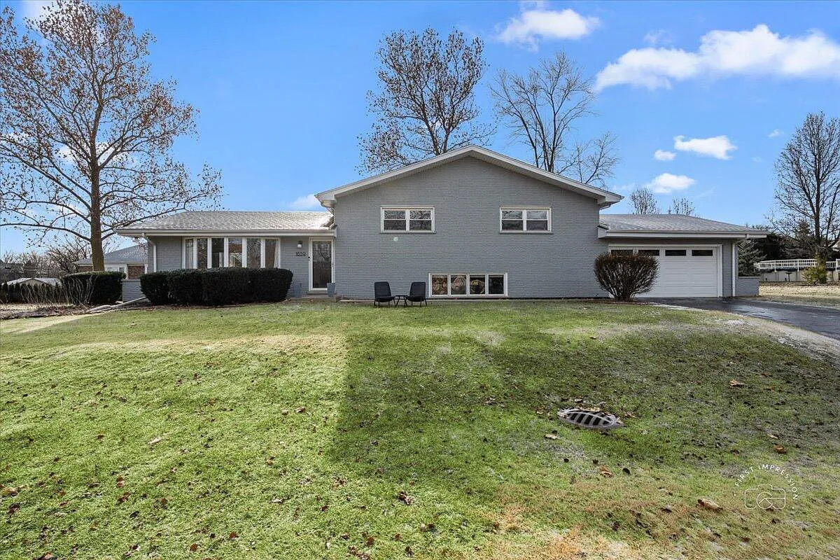 1659 59th Pl photo 1
