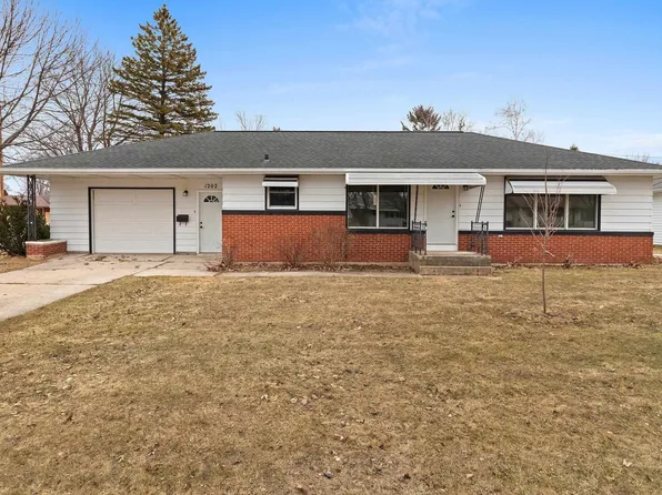 1202 2nd St, Kewaunee, WI 54216