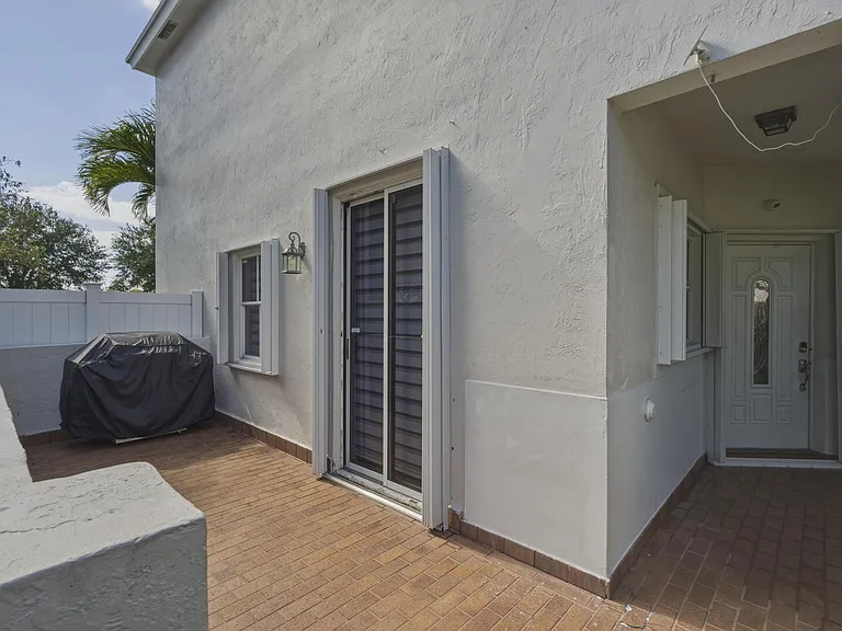 310 NW 207th Way — Photo 18