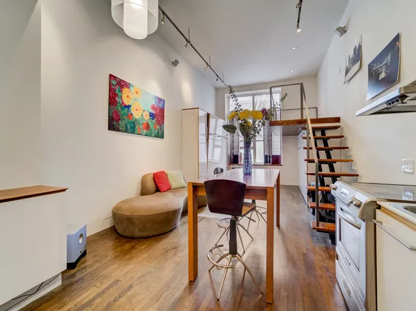 23 Waverly Place image 1 of 22