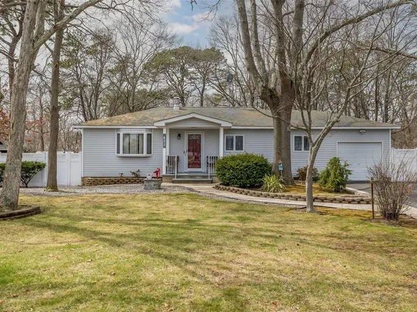 431 Grand Boulevard, Brentwood, NY 11717