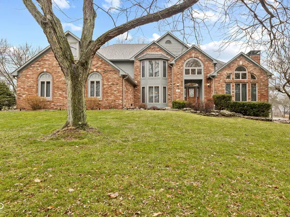 1489 Eagle Trace Dr, Greenwood, IN 46143