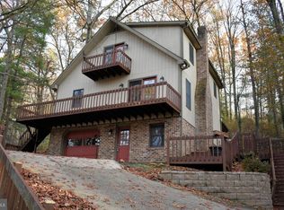 8140 Michaux Dr, Fayetteville, PA 17222