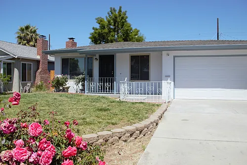3315 Pepper Tree Ln Photo 1