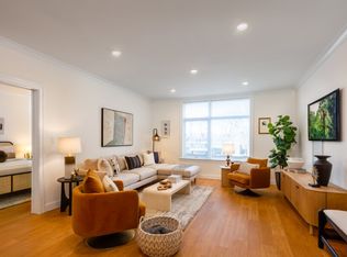 201A Sherman Rd #202, Chestnut Hill, MA 02467