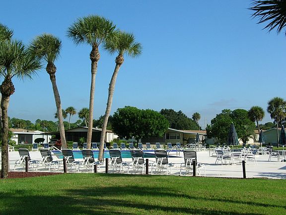 Heated Pool 