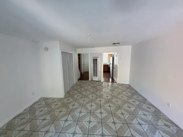 446 Santa Alicia Dr, Rohnert Park, CA 94928