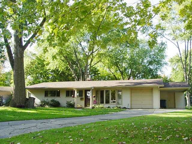 1st image of 3635 Lincolnshire Woods Ct