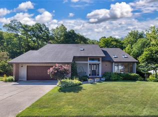 5039 Sir Hue Dr, Erie, PA 16506