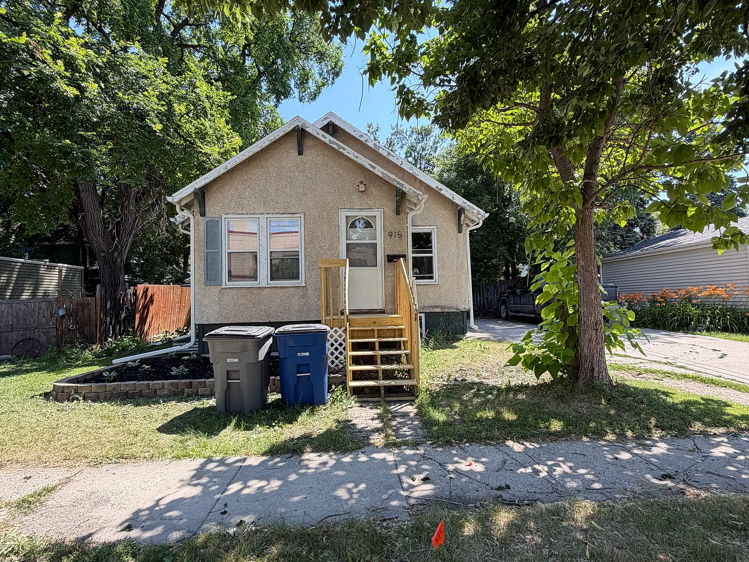 4 bed, 1800 sqft, $2,000 — Photo 1