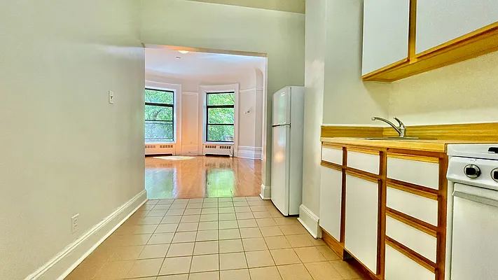 Rented by JK Dansar Corp | media 2