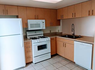 3330 Harding St APT F, Carlsbad, CA 92008