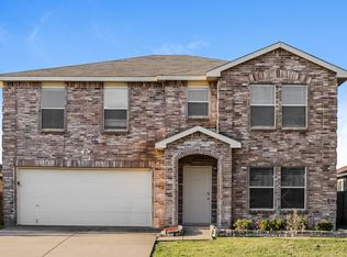 4049 Golden Horn Ln, Fort Worth, TX 76123