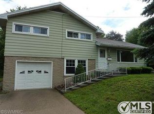 126 Briarhill Dr, Battle Creek, MI 49015