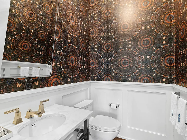 11 Farrell Ct — Photo 17