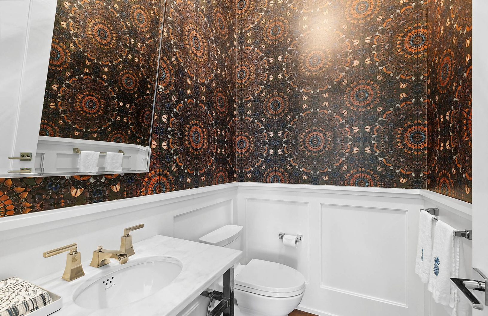  Powder Room