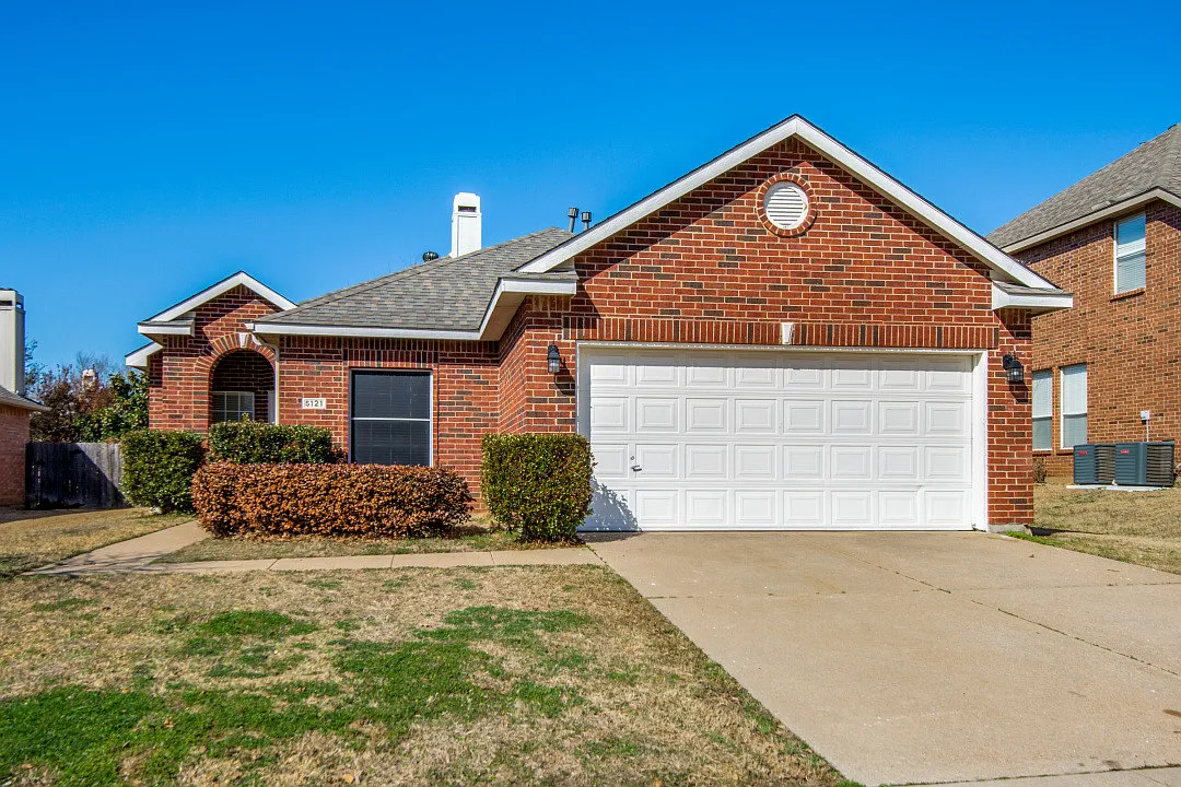 3 bed, 1794 sqft, $2,675 — Photo 1
