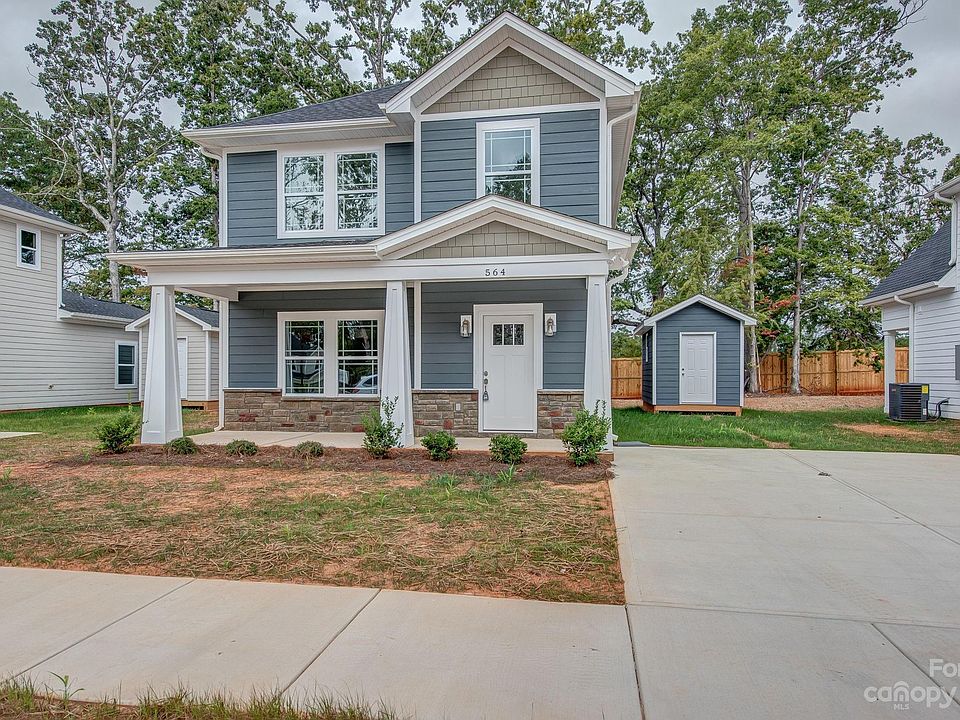 1st image of 564 Geneva Cir