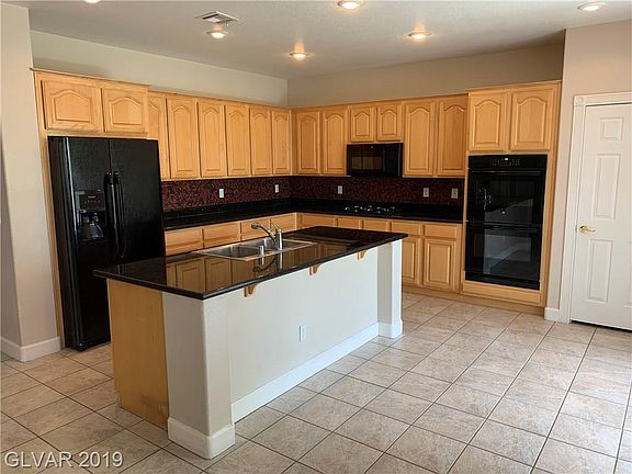 5th image of 10777 Elk Lake Dr