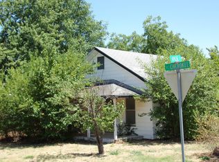 501 E Cherokee St, Garber, OK 73738