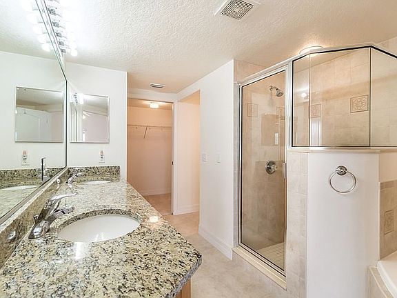 3rd image of 5300 S Atlantic Ave APT 12407