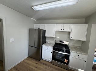 514 S 5th St #1, Niles, MI 49120