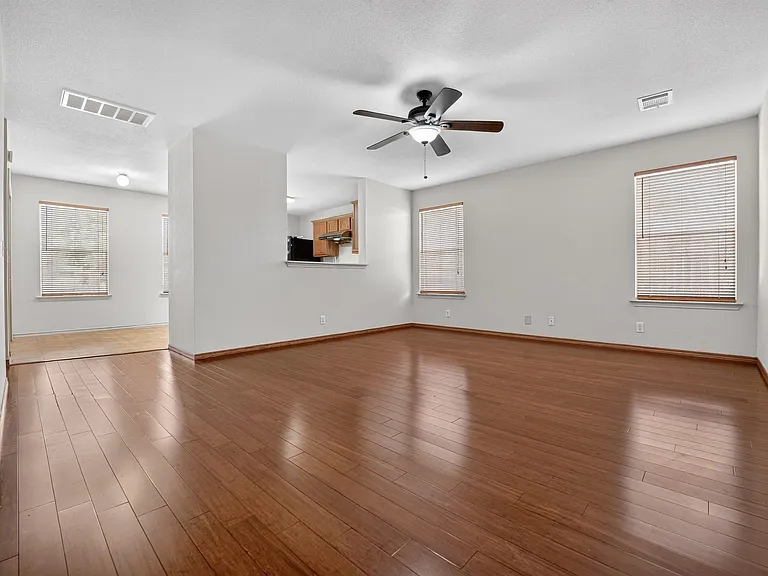 2412 Kale Dr — Photo 7