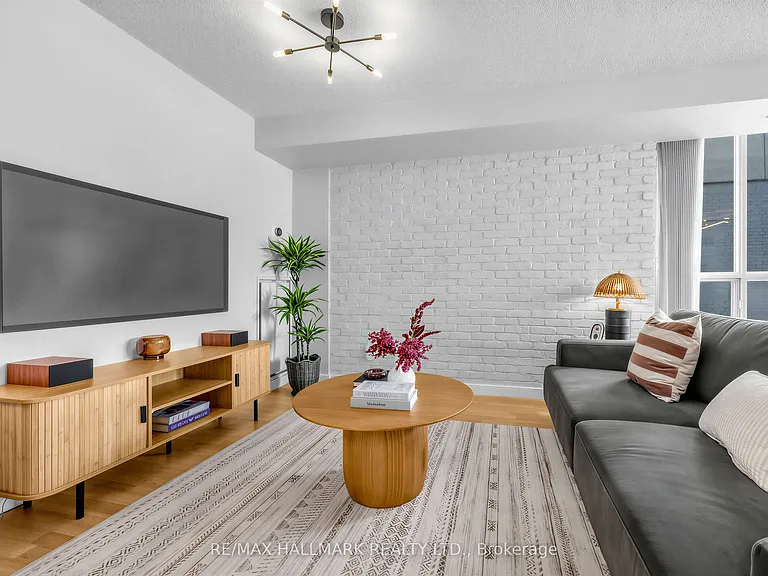 311 Richmond St E #303 — Photo 3