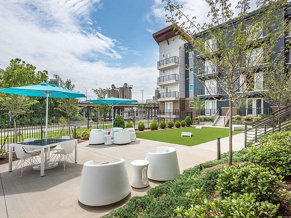 Cadence Music Factory apartments community photo