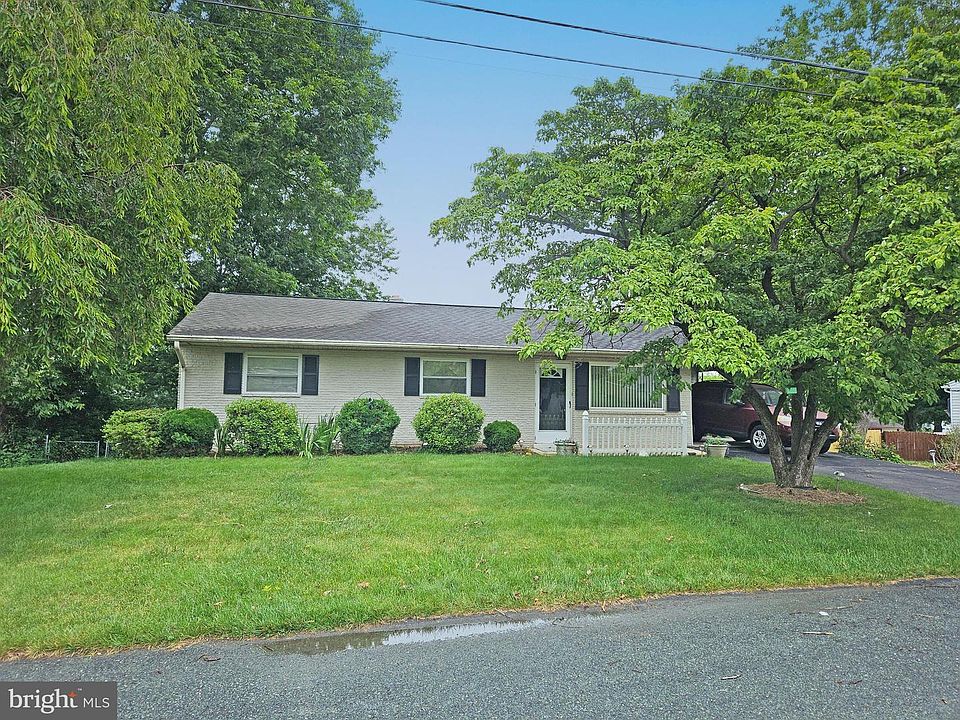 1st image of 50 Harbo Rd