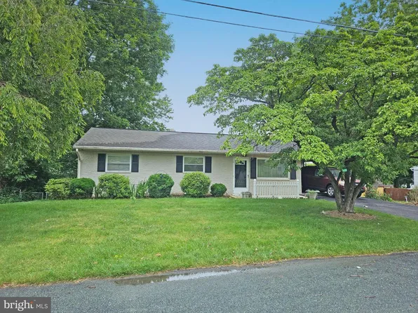 50 Harbo Rd, Chambersburg, PA 17202