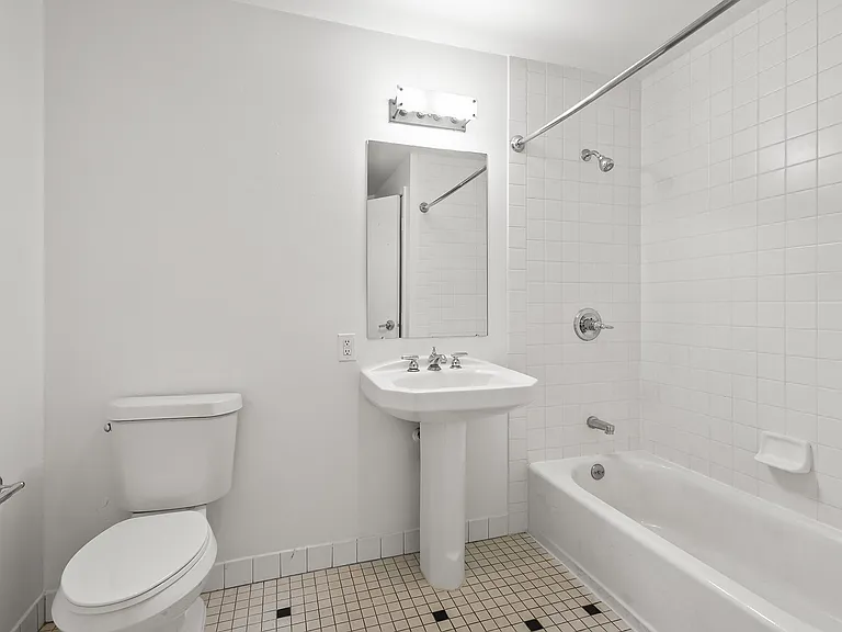 Chamber Lofts — Photo 45