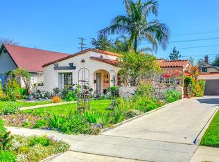 2116 Las Lunas St, Pasadena, CA 91107