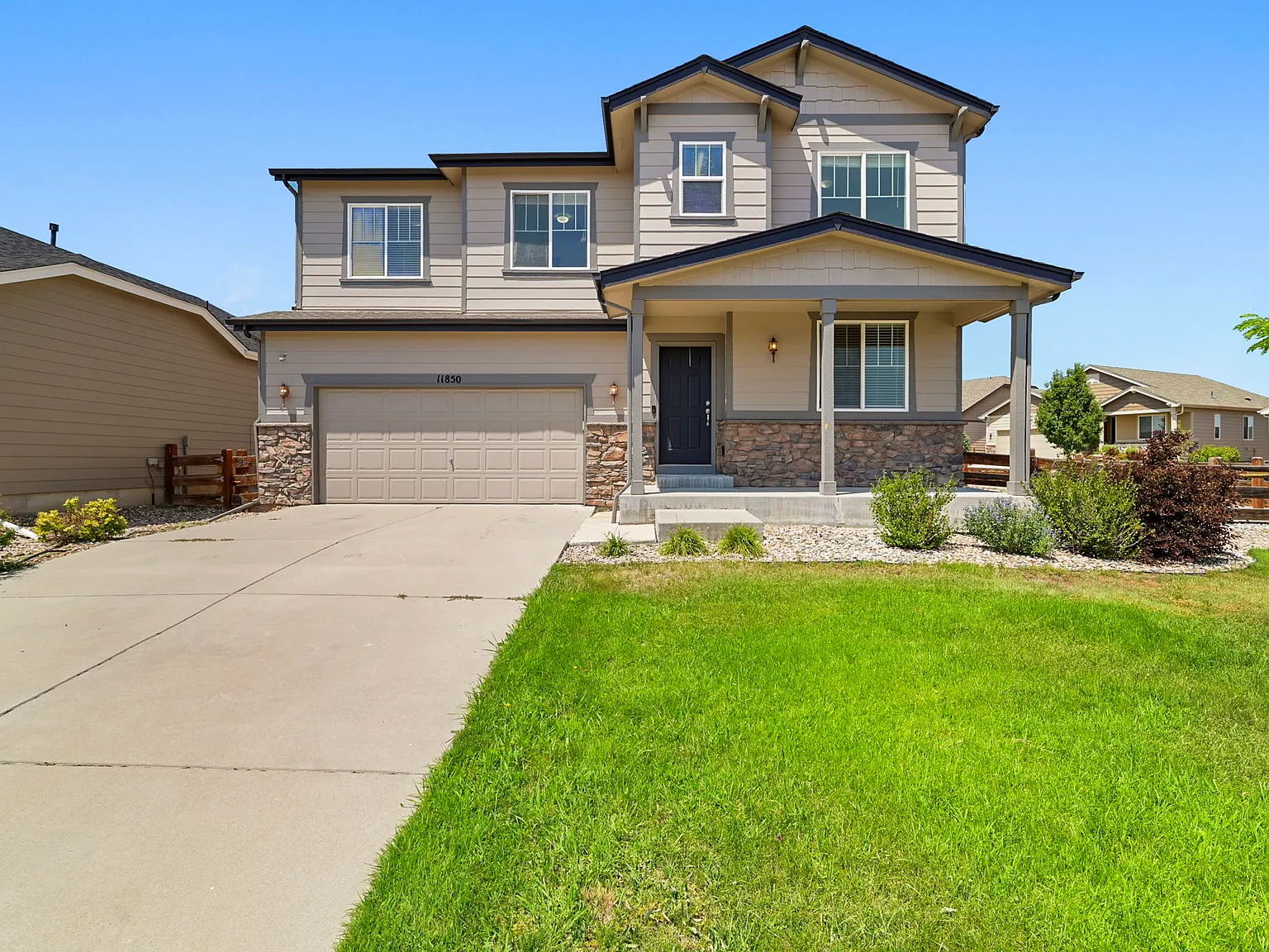 5 bed, 3.5 bath, 3472 sqft, $2,600 — Photo 1