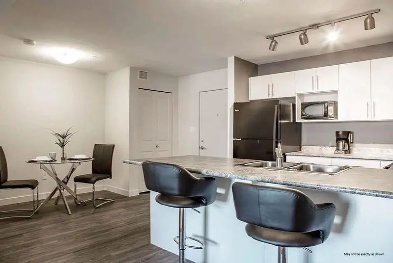 Airdrie Apartment for rent - 2 Bedrooms — photo 6