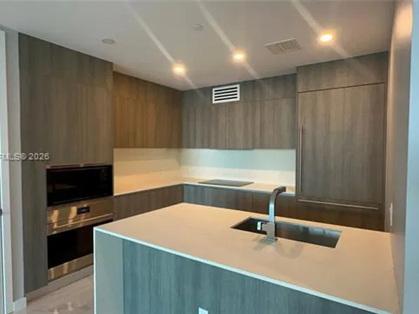 17550 Collins Ave #Cu-803, North Miami Beach, FL 33160