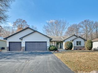 19386 Baldwin Cir NW, Elk River, MN 55330
