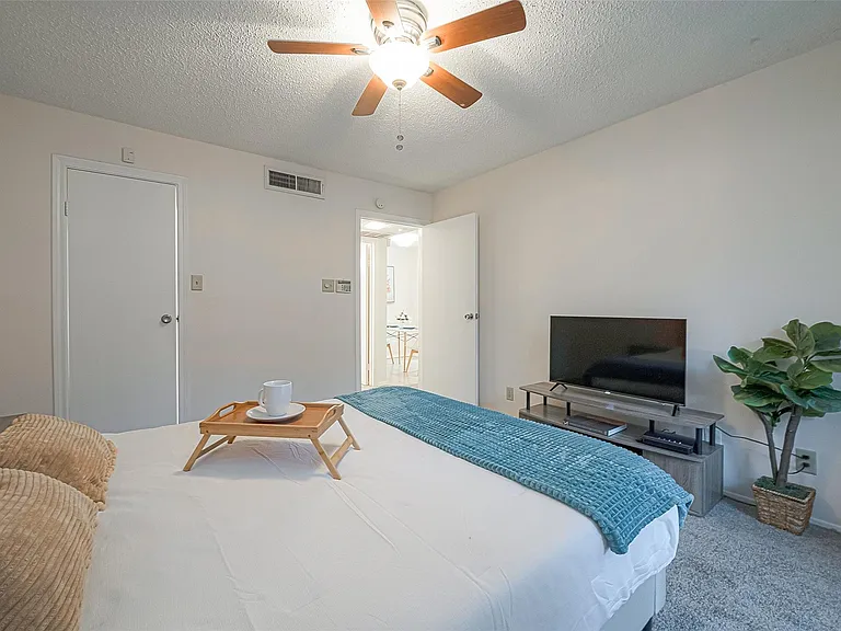 7900 N Stadium Dr #126 — Photo 2