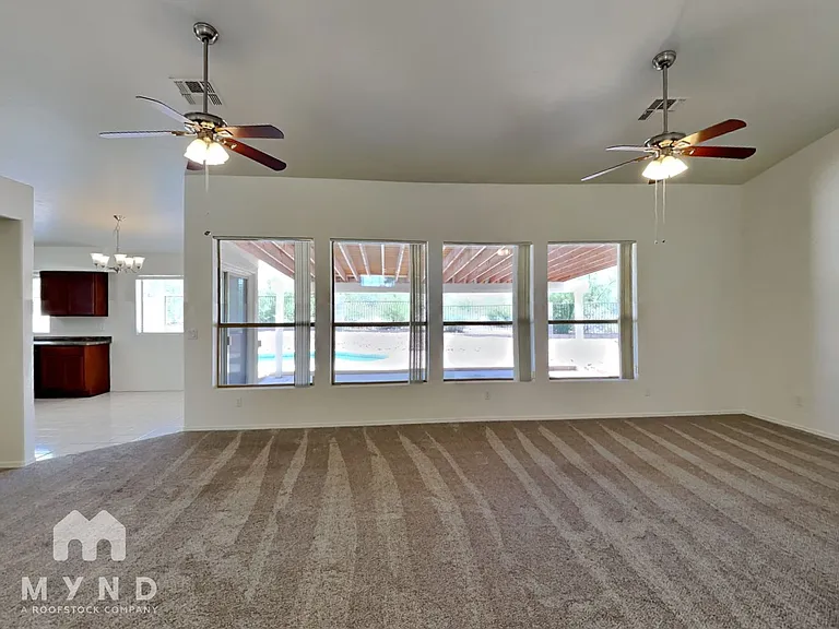 137 S Nightfall Ave — Photo 5